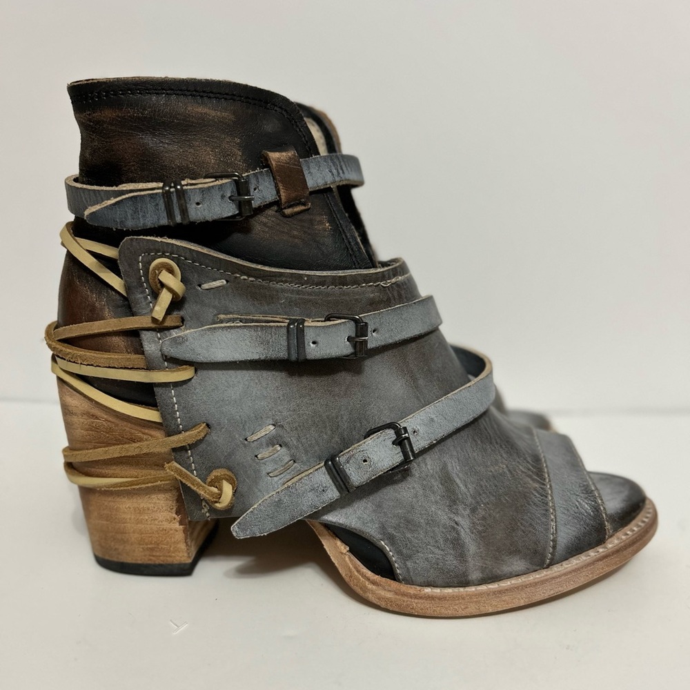 ⭐️Freebird Carter Boots size 9⭐️ - Picture 2 of 9